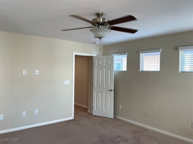 Building Photo - 6625 Rocky Reef St