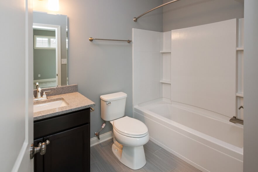 Building Photo - 15295 Mystic Rock Dr