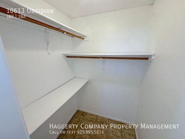 Building Photo - 10613 Obsidian-