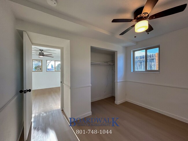 Building Photo - 259 S 230 E
