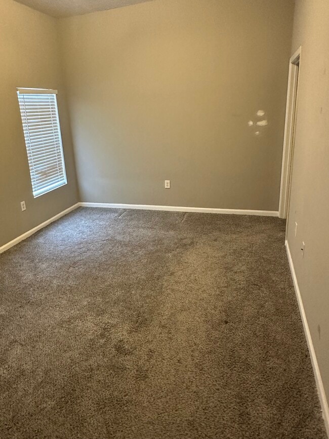 Building Photo - 6081 Maggies Cir