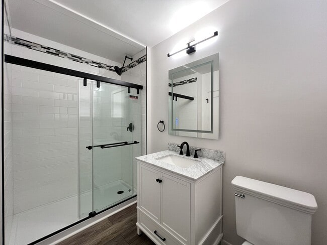 Building Photo - Classic Downtown Napa Duplex with Modern Upgrades and Across from Fuller Park