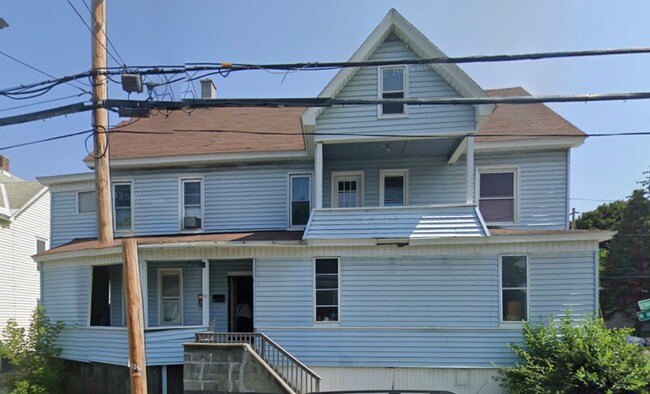 Building Photo - 265 W Main St