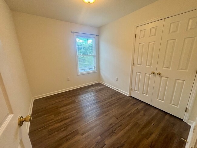 Building Photo - Cozy Rental Waiting For You!!