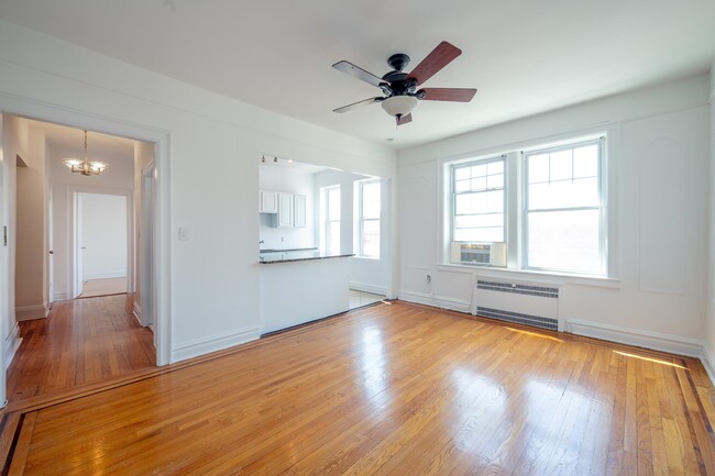 Building Photo - 340 Fairmount Ave