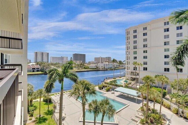 Building Photo - 2900 NE 14th Street Causeway