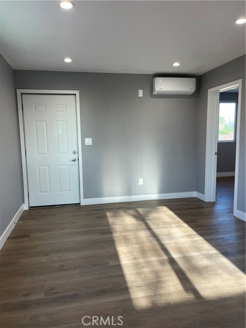 Building Photo - 6542 El Cortez Ave