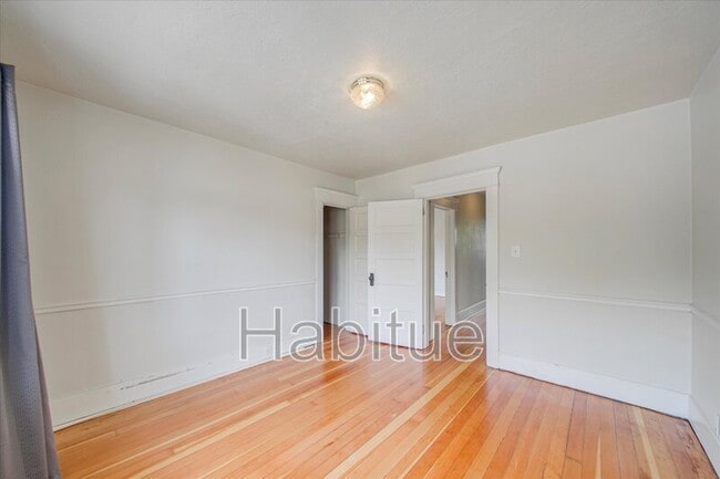 Building Photo - 1110 N 8th St
