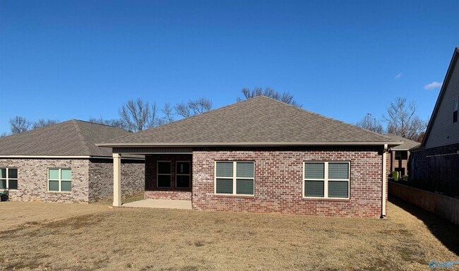 Building Photo - 223 Ivyleaf Dr