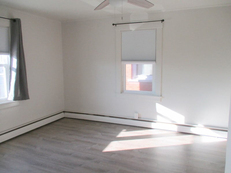 Building Photo - 924 Beaver Rd