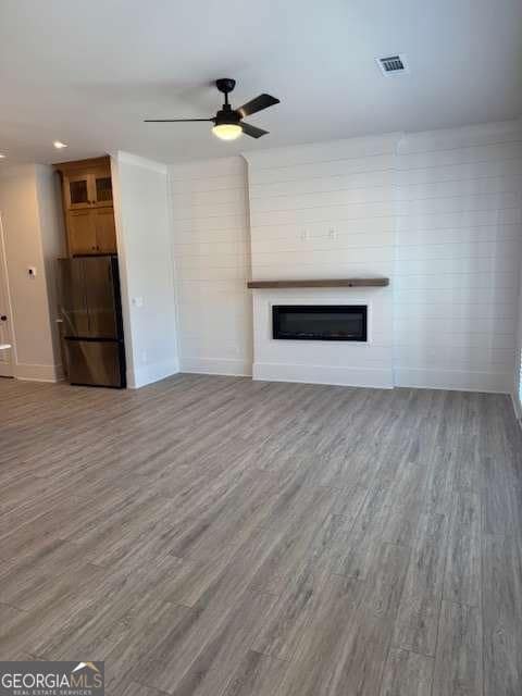 Building Photo - 325 Orchid St