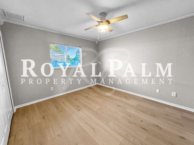 Building Photo - 326 SW 29th St