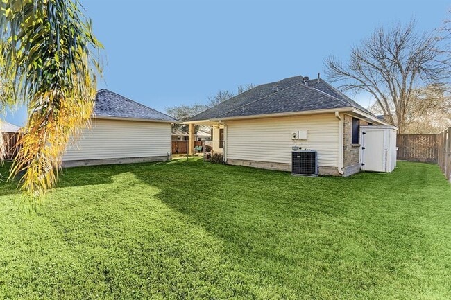 Building Photo - 2723 Hot Springs Dr