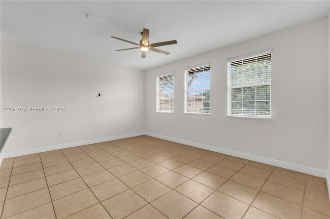 Building Photo - 936 SW 147th Ave