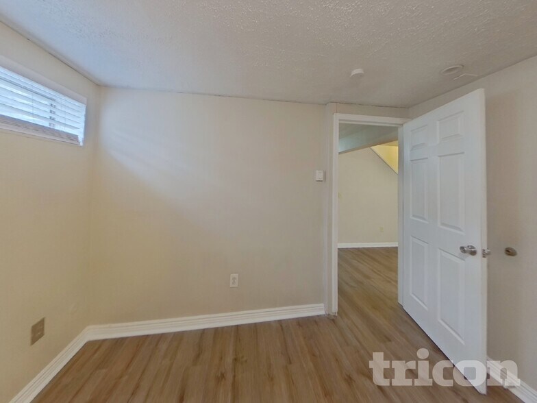 Building Photo - 11172 Hudson Pl