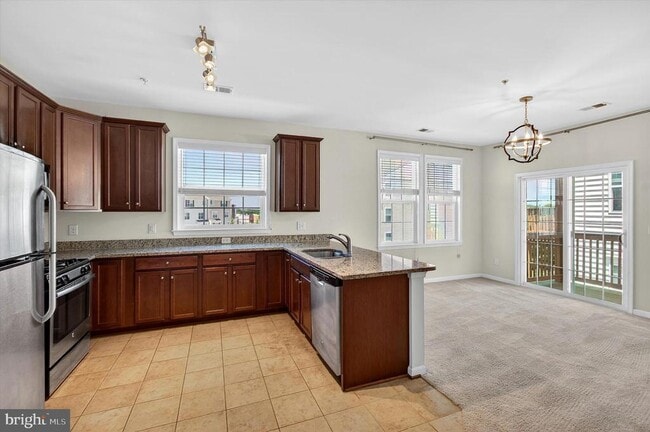 Building Photo - 24620 Byrne Meadow Square
