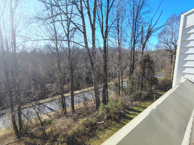 Building Photo - 600 Reusens Rd