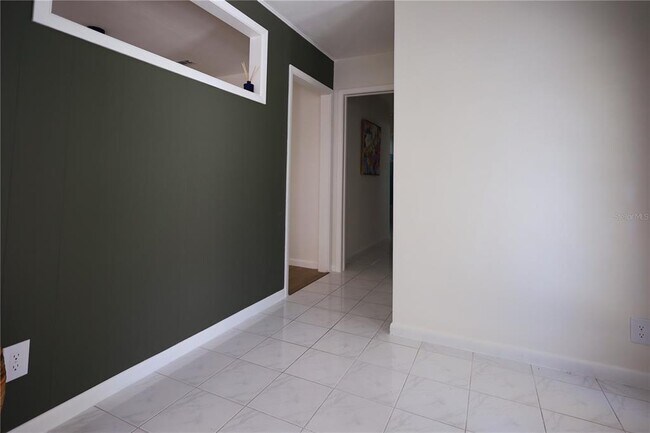 Building Photo - 4115 W Platt St