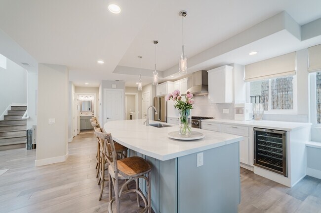 Building Photo - 7528 Navigator Cir