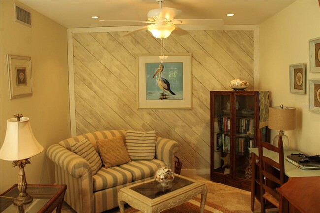 Building Photo - 7909 4th Ave W