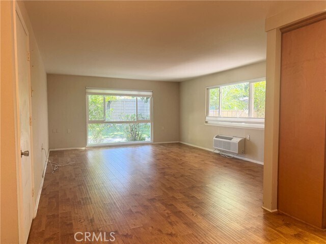 Building Photo - 281 Avenida Carmel