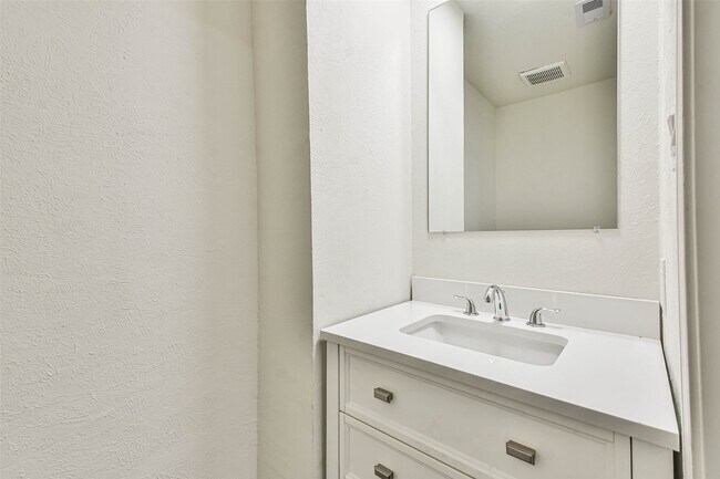 Building Photo - 5222 Creek Shadows Dr