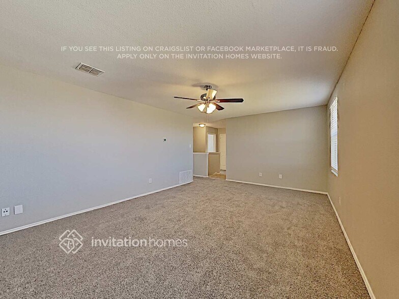 Building Photo - 8415 Beachplum Way