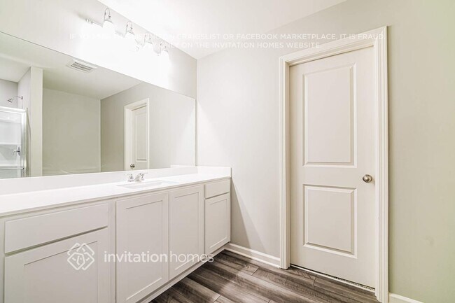 Building Photo - 260 Colbury St