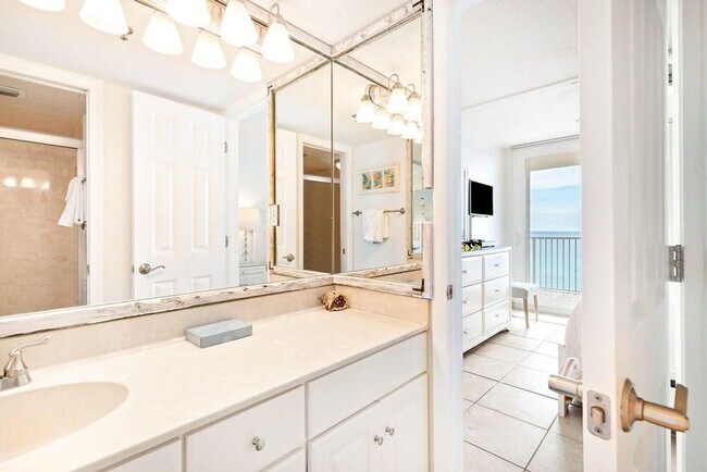 Building Photo - 3768 E County Hwy 30A