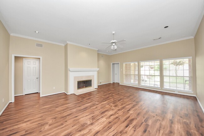 Building Photo - 16710 Colony Terrace Dr