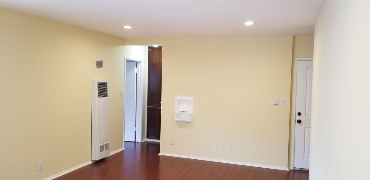 Building Photo - 5950 Carlton Way