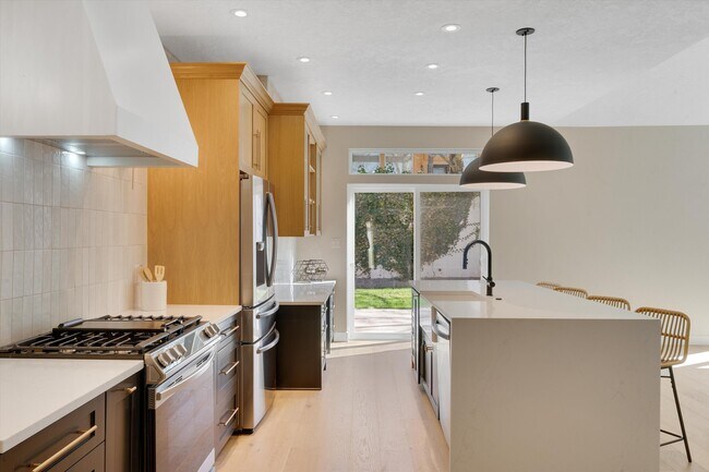 Building Photo - 11421 Desert Classic Ln NE