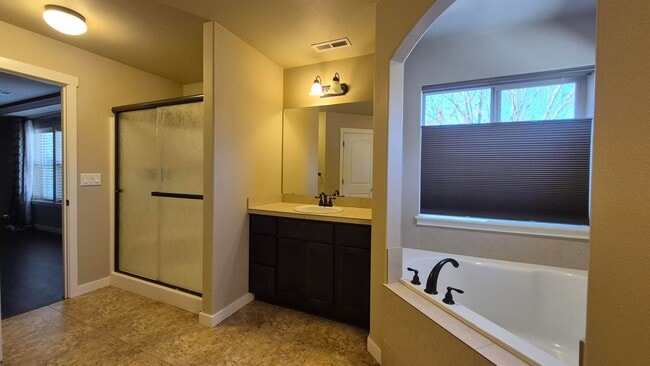 Building Photo - Come see this newly renovated home!