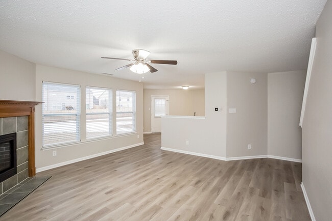 Building Photo - 6887 W Burlington Dr