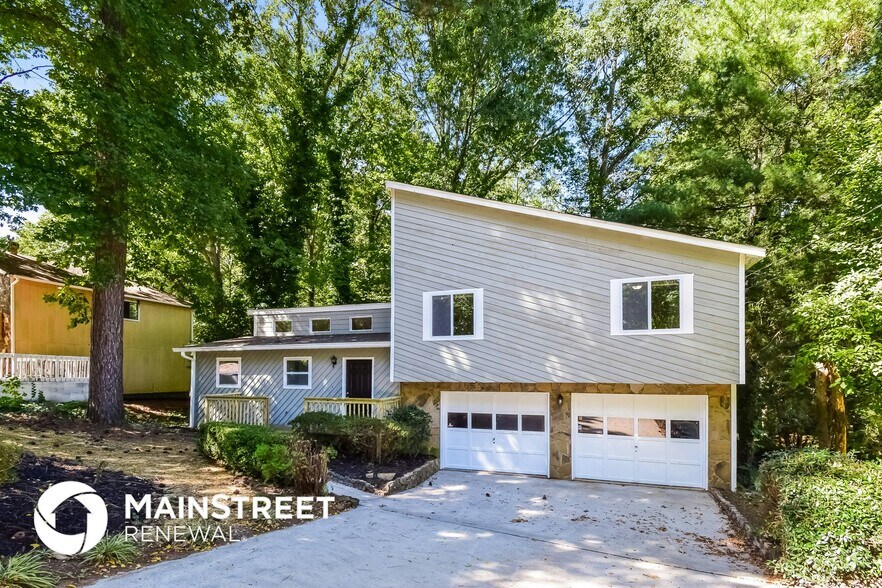Building Photo - 6855 Red Maple Dr