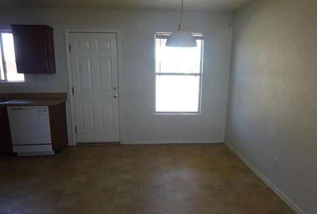 Building Photo - 3088 Tierra Bowles Dr