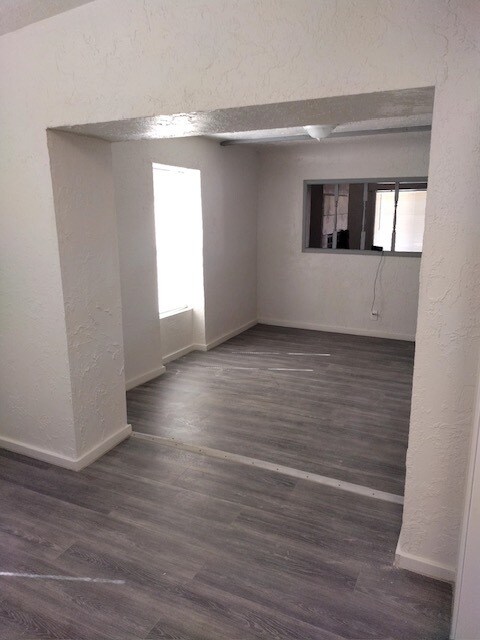 Building Photo - 580 Chula Vista St