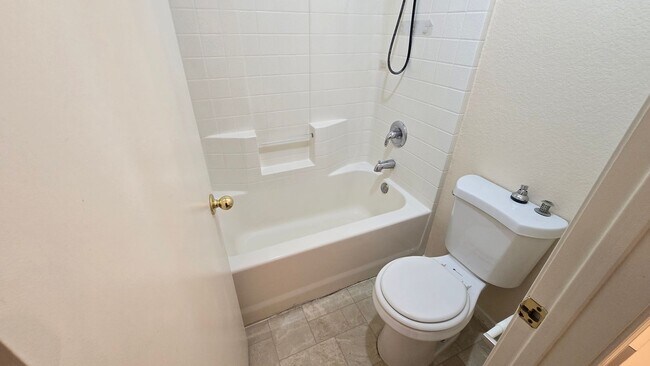 Building Photo - 2 story, 2 car garage, 4 bedroom, All appliances. move in ready home !