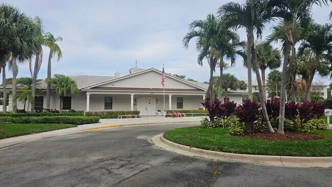 Building Photo - 3630 Whitehall Dr