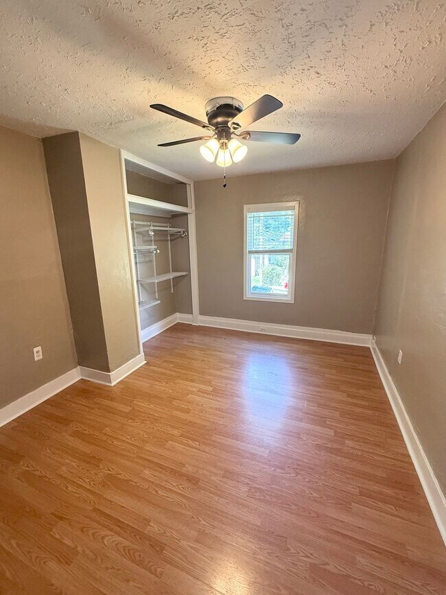 Building Photo - 3 Bed, 1.5 Bath in Overbrook/ Brookline for rent- Huge yard and great layout!