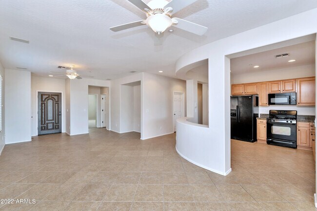 Building Photo - 40834 N Noble Hawk Way