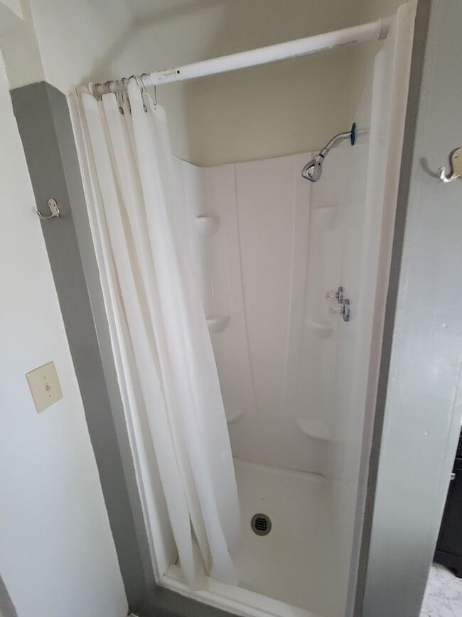 Building Photo - 1 bed/1 bath in Adin CA