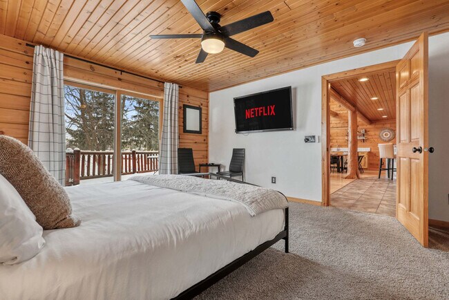 Building Photo - S3925 County Hwy BD