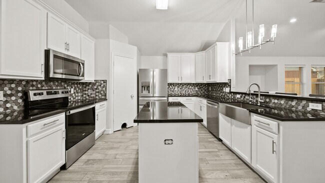 Building Photo - 15218 Arnold