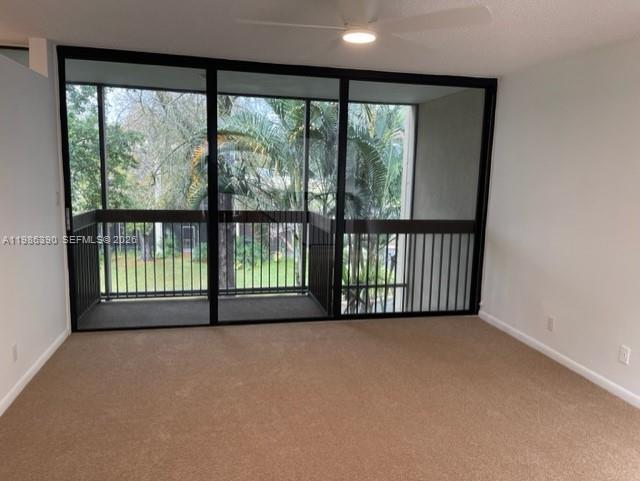 Building Photo - 2921 SW 87th Ave