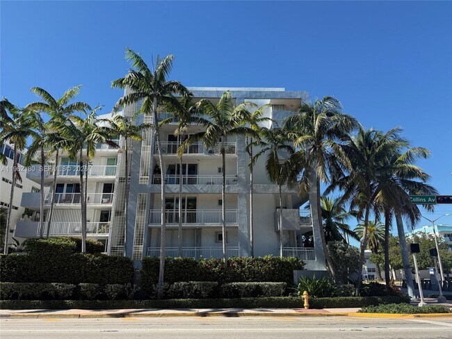 Building Photo - 7832 Collins Ave