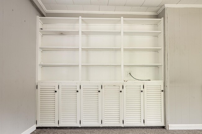 Building Photo - 37 Main Rd N