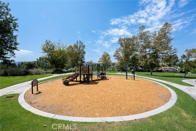 Building Photo - 5921 Country View Dr