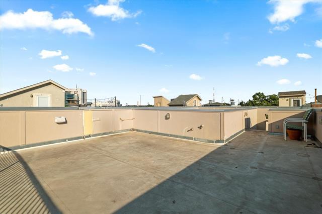 Building Photo - 2710 Floyd St