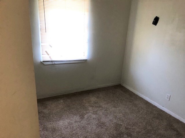 Building Photo - 10830 Fairland Dr